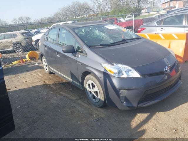 TOYOTA PRIUS - 1