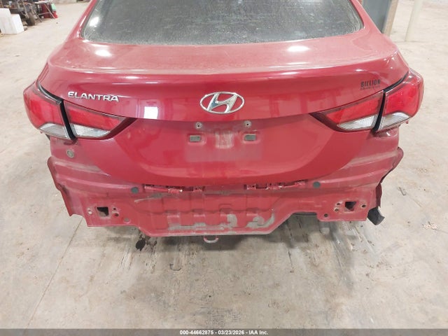 HYUNDAI ELANTRA SE - 6