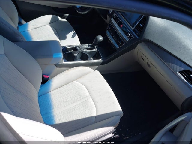 HYUNDAI SONATA HYBRID SE - 5