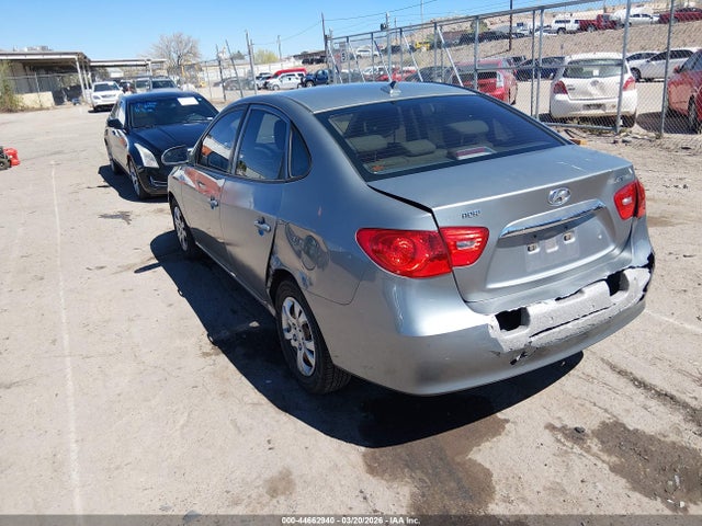 HYUNDAI ELANTRA GLS - 3