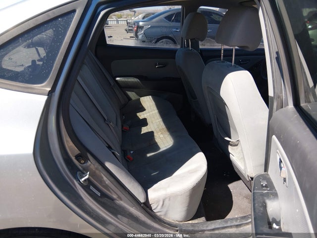 HYUNDAI ELANTRA GLS - 8