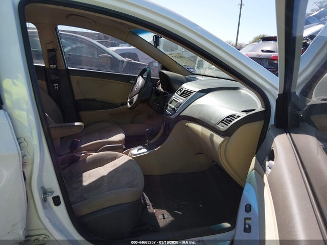 HYUNDAI ACCENT GLS - 5