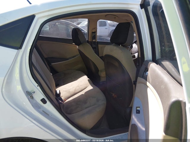 HYUNDAI ACCENT GLS - 8