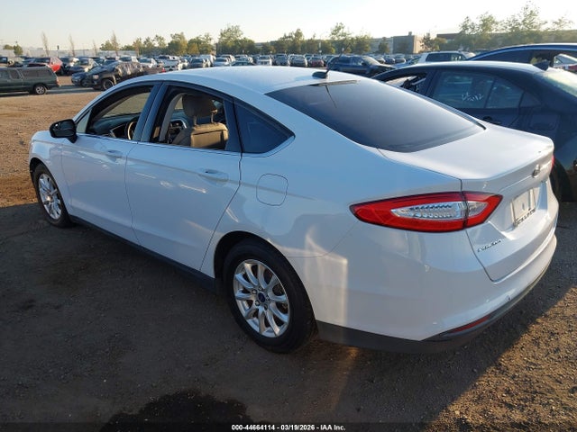 صورة 3 لـ 2015 FORD FUSION S