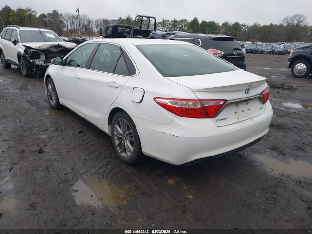 TOYOTA CAMRY - 3