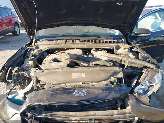 FORD FUSION ENERGI SE LUXURY - 10