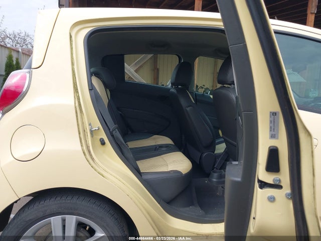 CHEVROLET SPARK 1LT CVT - 8