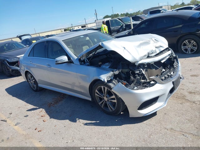 MERCEDES-BENZ E-CLASS - 1