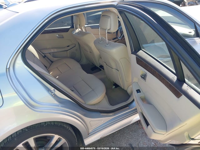 MERCEDES-BENZ E-CLASS - 8