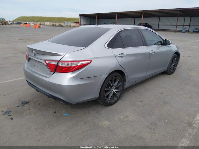 TOYOTA CAMRY - 4