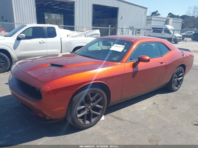 DODGE CHALLENGER SXT - 2