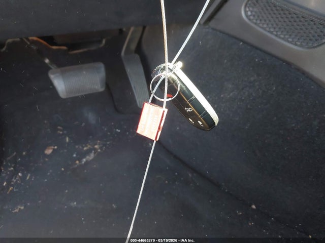 DODGE CHALLENGER SXT - 10