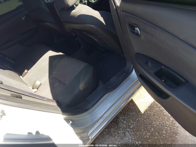 CHEVROLET MALIBU 1LT - 8