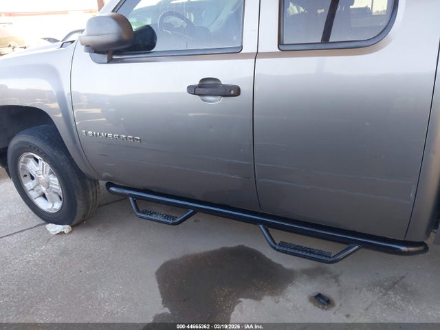 CHEVROLET SILVERADO 1500 LT1 - 6