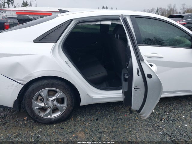 HYUNDAI ELANTRA SE - 8