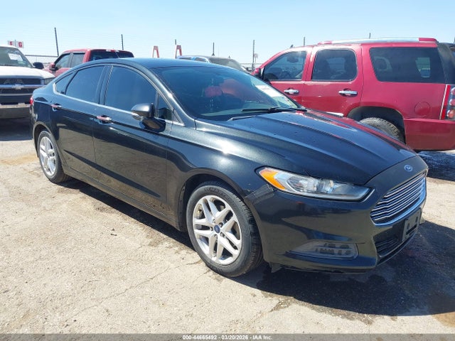 FORD FUSION SE - 1