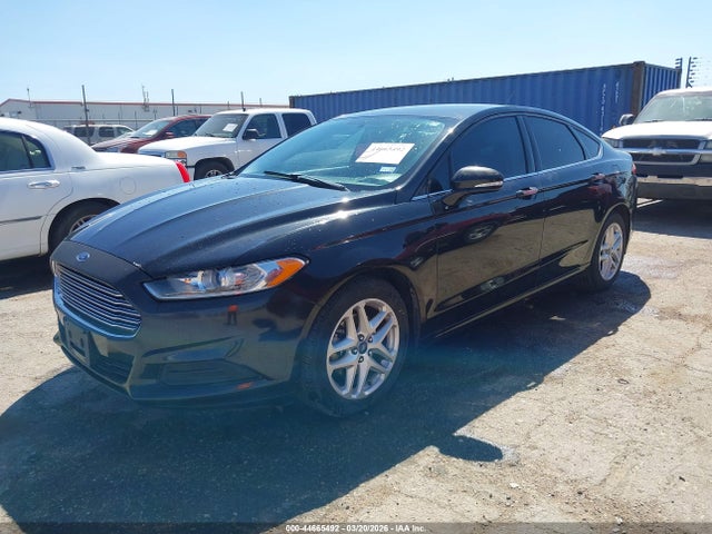 FORD FUSION SE - 2