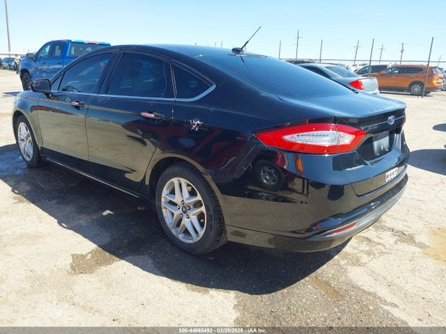 FORD FUSION SE - 3