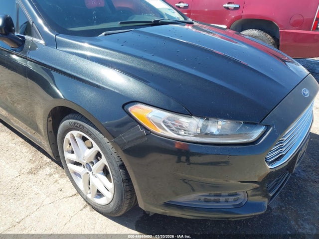 FORD FUSION SE - 6