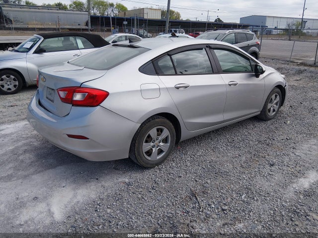 CHEVROLET CRUZE LS AUTO - 4