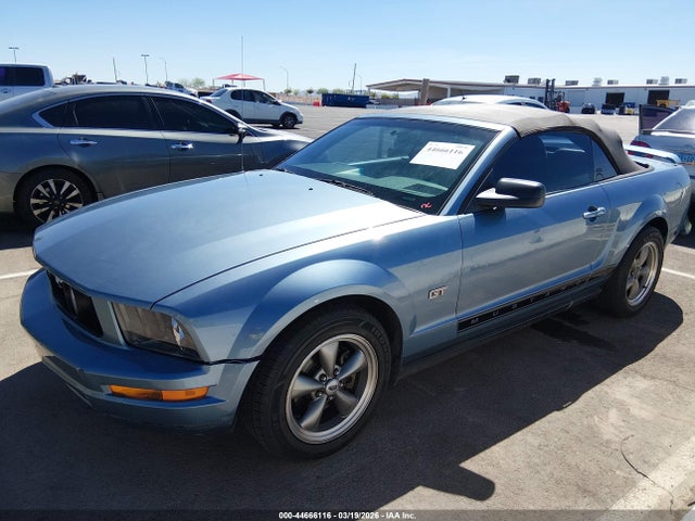 FORD MUSTANG V6 - 2