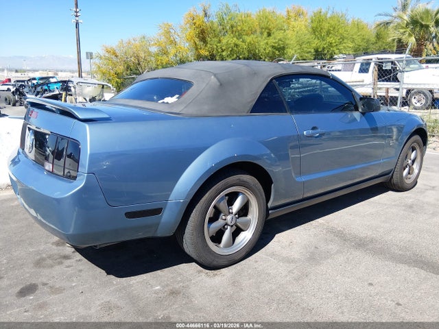 FORD MUSTANG V6 - 4