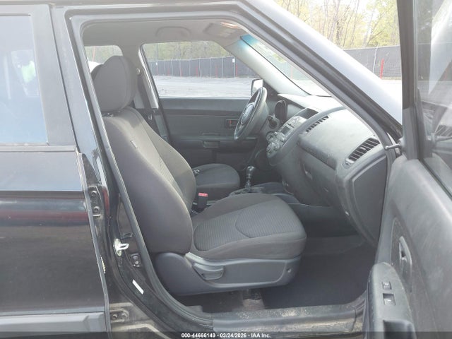 KIA SOUL - 5