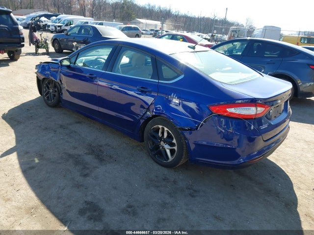 FORD FUSION SE - 3
