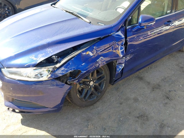 FORD FUSION SE - 6
