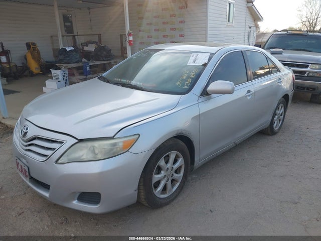 TOYOTA CAMRY - 2