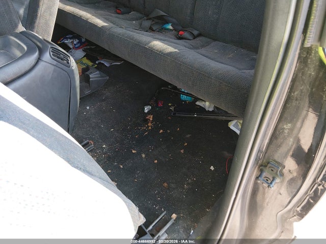 CHEVROLET SILVERADO 2500 LS - 8