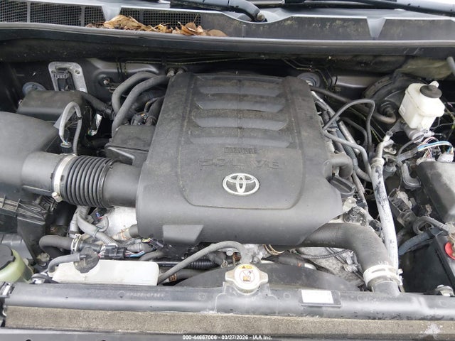 TOYOTA TUNDRA - 10