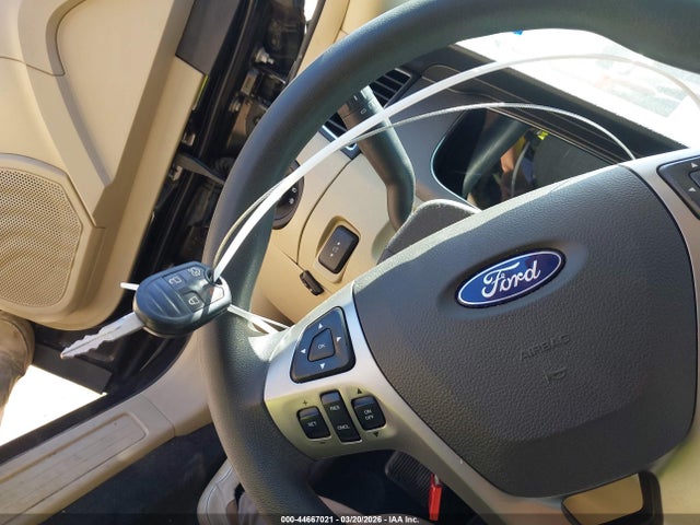 FORD TAURUS SE - 10