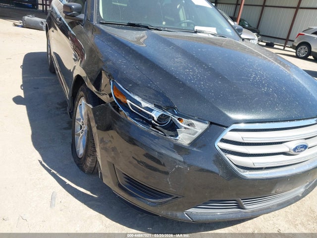 FORD TAURUS SE - 5
