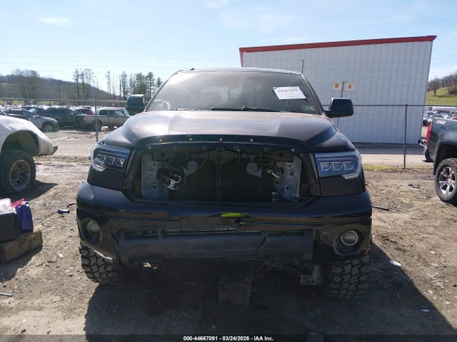 TOYOTA TUNDRA - 6