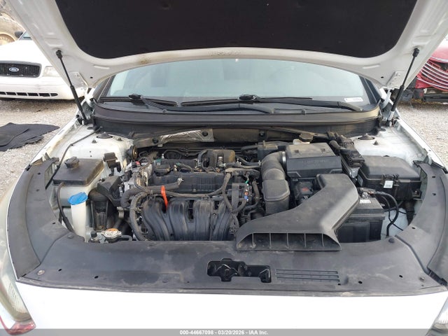 HYUNDAI SONATA SE - 10