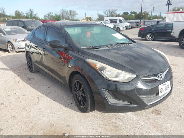 2016 HYUNDAI ELANTRA SE