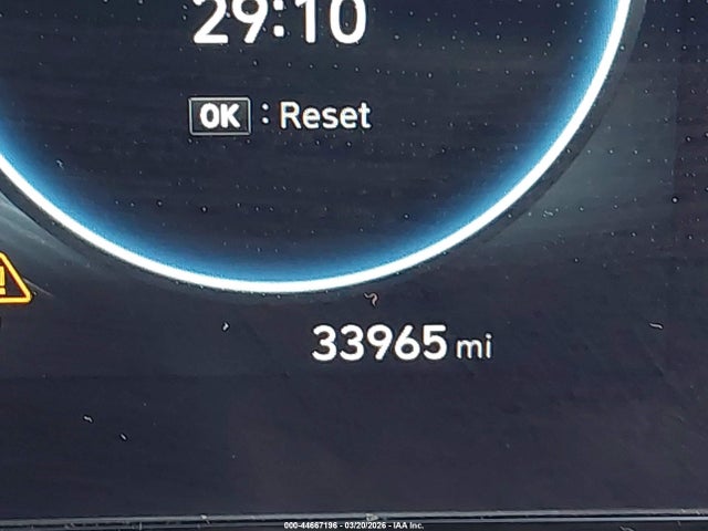 HYUNDAI ELANTRA HYBRID LIMITED - 7