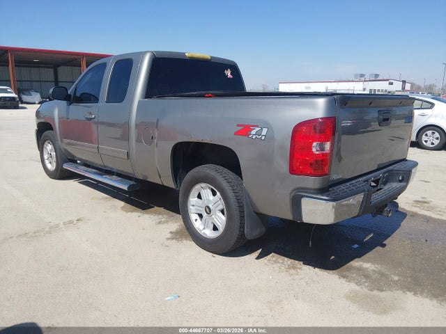 CHEVROLET SILVERADO 1500 - 3