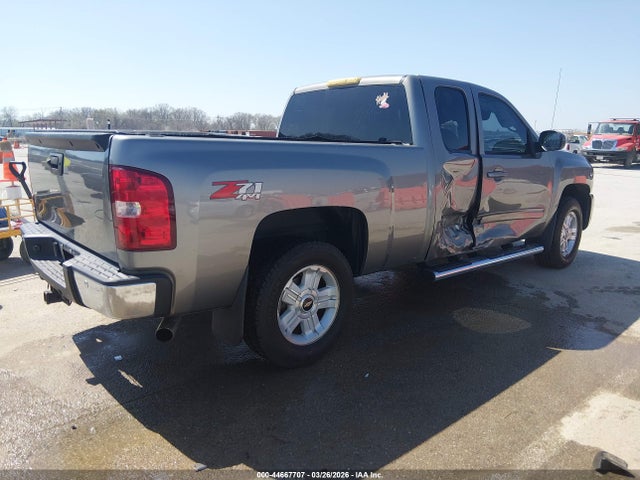 CHEVROLET SILVERADO 1500 - 4