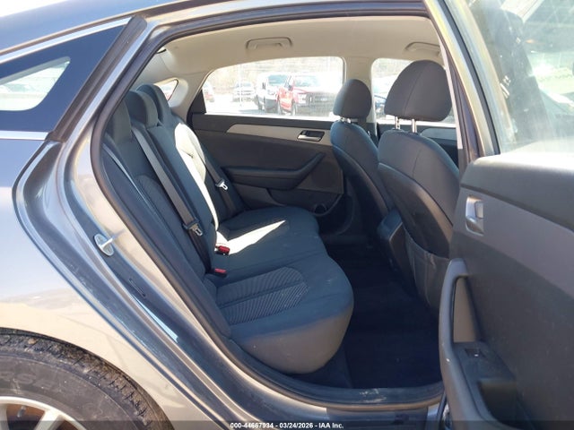 HYUNDAI SONATA SE - 8