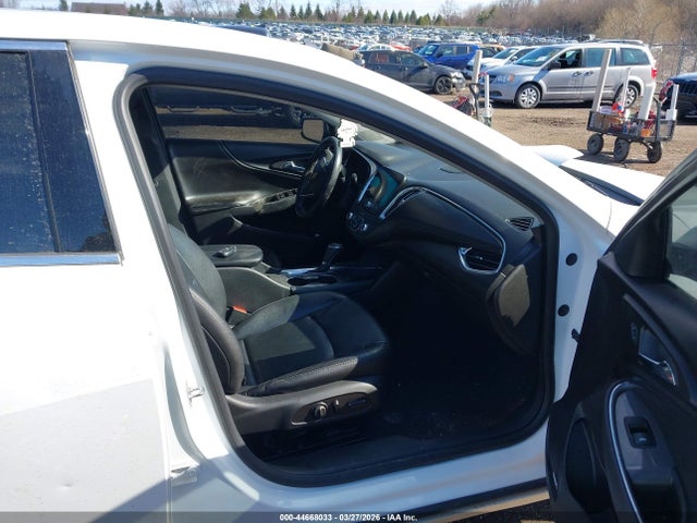 CHEVROLET MALIBU 1LT - 5