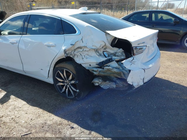 CHEVROLET MALIBU 1LT - 6