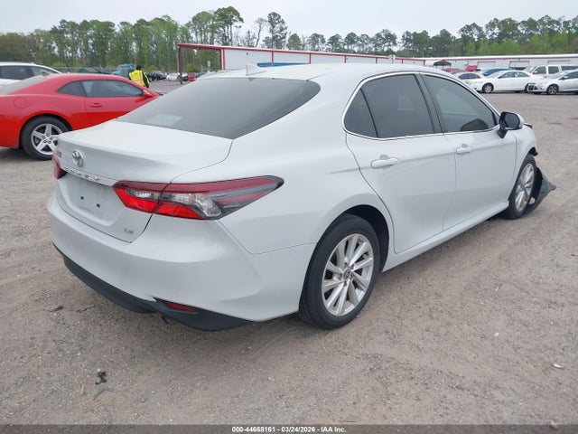 TOYOTA CAMRY - 4