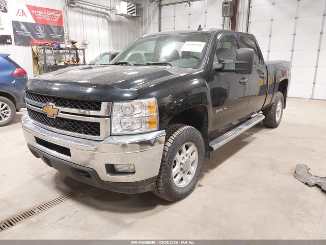 CHEVROLET SILVERADO 2500HD LT - 2