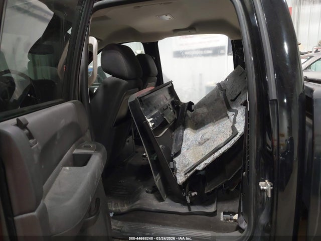 CHEVROLET SILVERADO 2500HD LT - 8