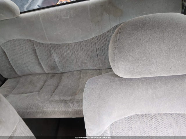 CHEVROLET SILVERADO 1500 LS - 8