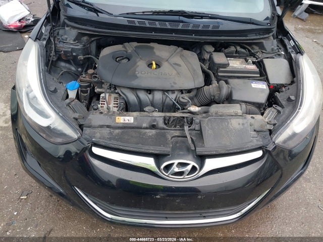 HYUNDAI ELANTRA SE - 10