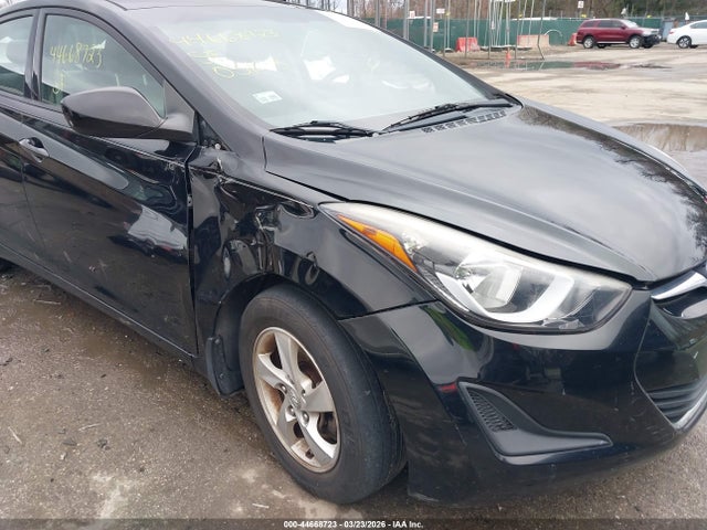 HYUNDAI ELANTRA SE - 6