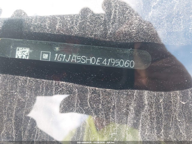 CHEVROLET SONIC LS AUTO - 9